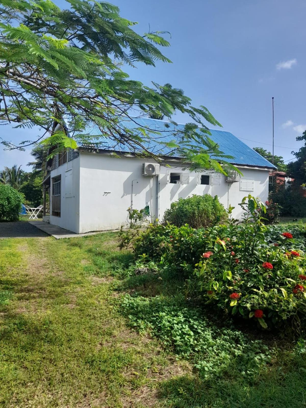 Maison Bord De Mer A 100 M Saint-Francois  Exterior foto